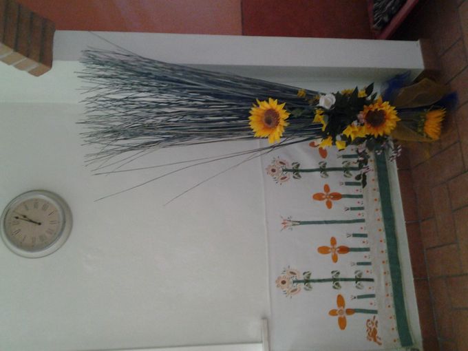 Oh, non vuole mettersi  dritta sta foto! Ma coi colori ci siamo...